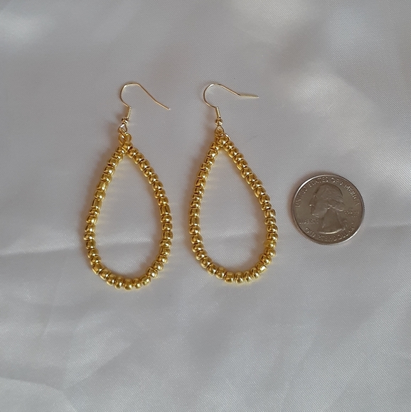 Seed bead teardrop hoop dangle earrings Gold color 3 inch Handmade - Picture 5 of 9